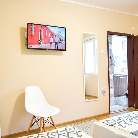 פאבל באניה Стаи За Гости Люляк 21 מראה חיצוני תמונה
